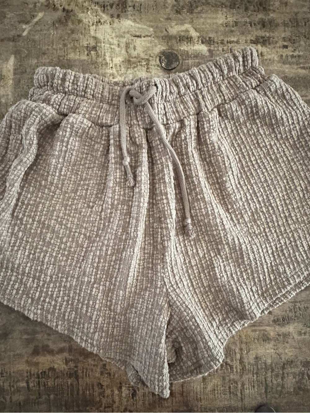 FP BEACH Cozy Textured Drawstring Women's Shorts — Taupe